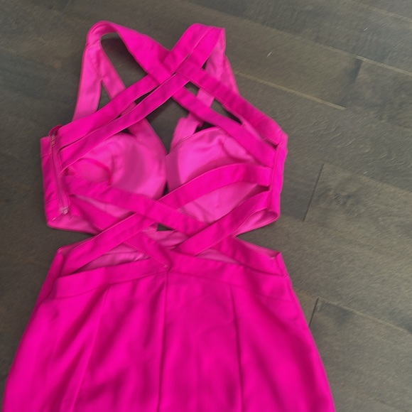 Gown - Picture 3 of 5